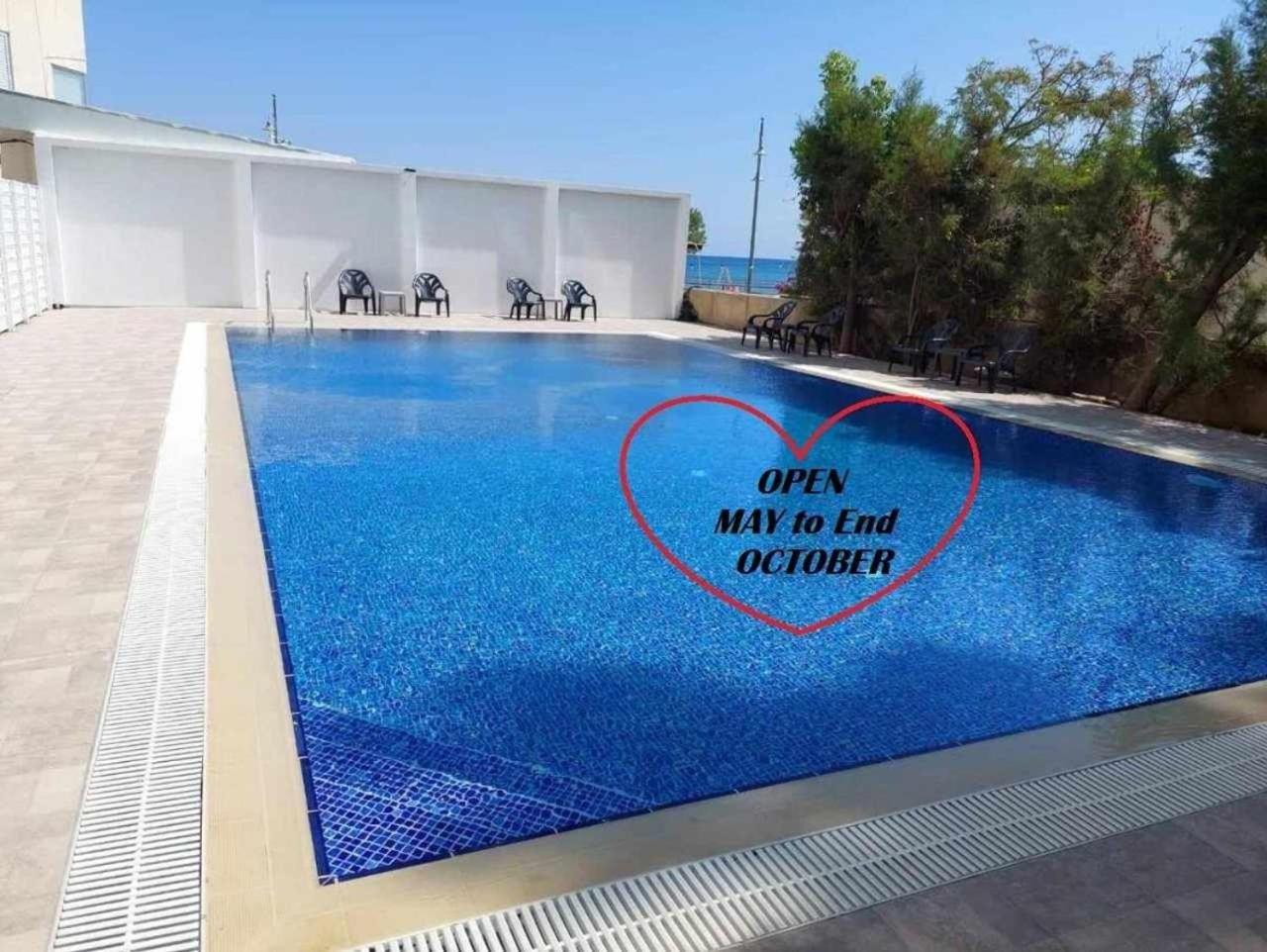 Luxury Penthouse 1Br-Seafront-Seasonal Pool-Central Larnaca Ngoại thất bức ảnh